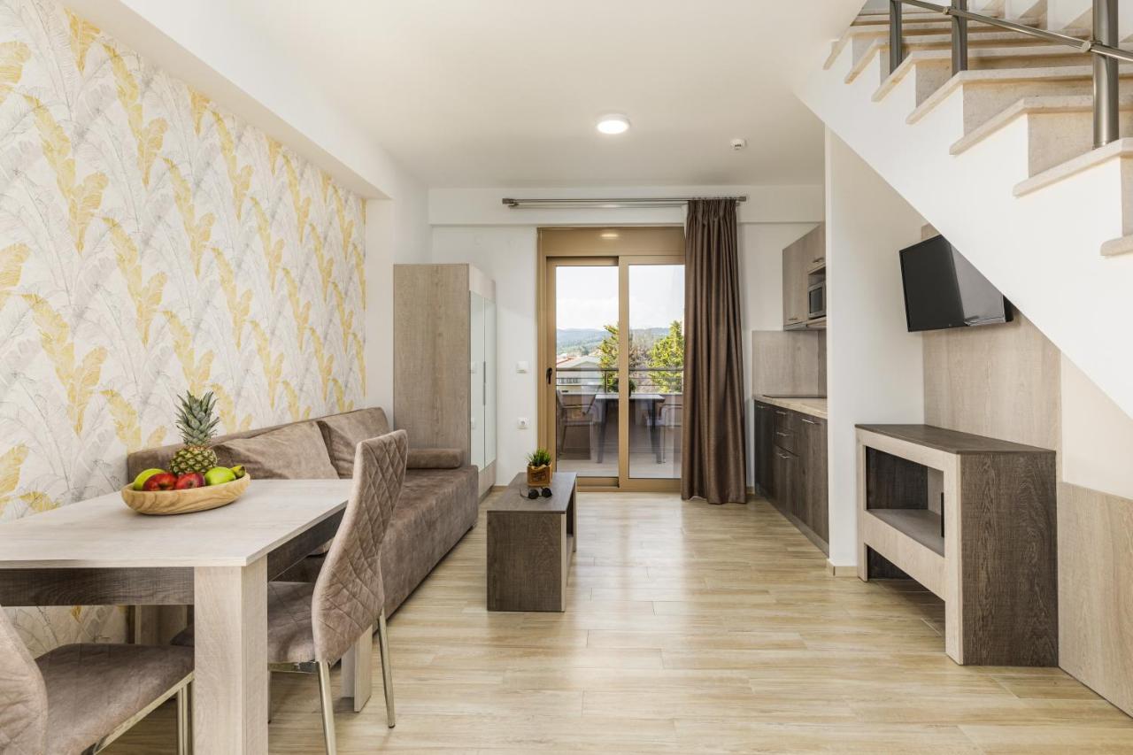 Aria Garden Suites Nikíti Eksteriør bilde